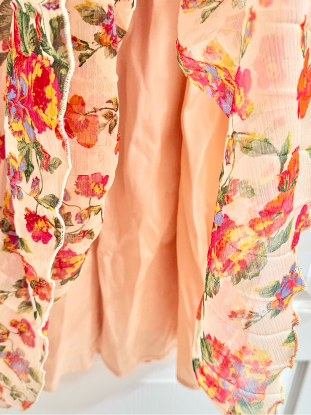 Free People Floral Pleated Top in Peach and Orange - Picture 4 of 7
